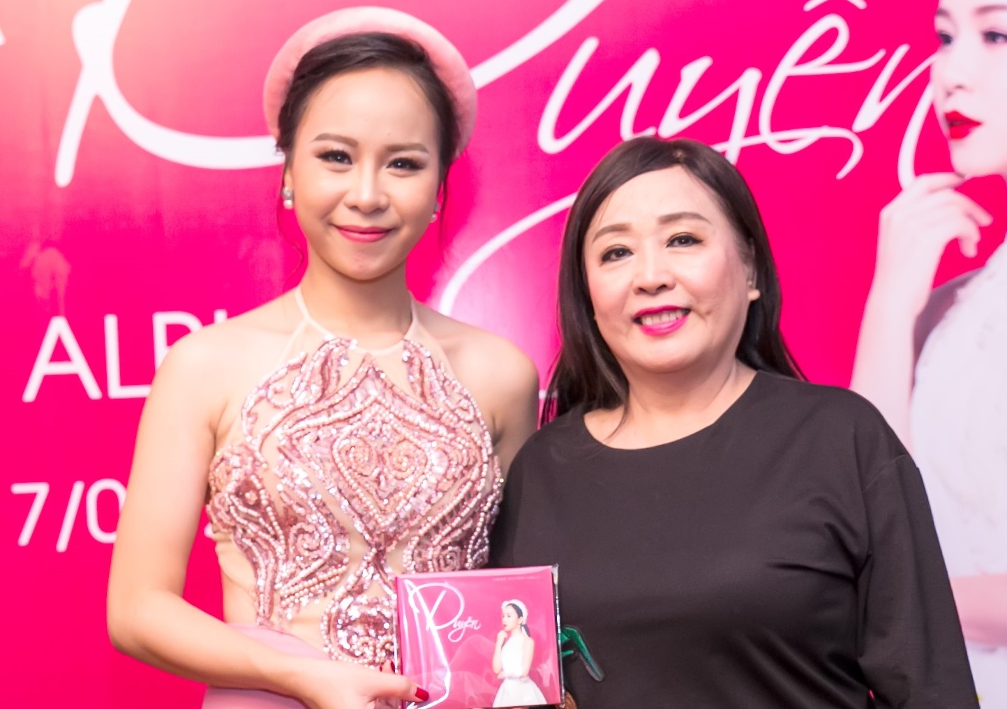 NSND Thu Hien bat ngo khi hoc tro dua nhac pop, jazz vao dan ca hinh anh