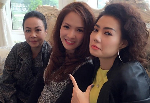 Hau truong hai huoc cua dan dien vien phim 'Nguoi phan xu' hinh anh