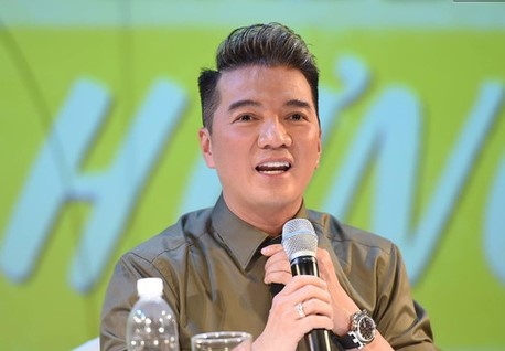 Dam Vinh Hung hat live mot doan ca khuc 'Thuong han' hinh anh