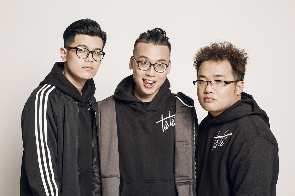 Live show cua nhom hip hop Viet chay ve sau mot tuan hinh anh
