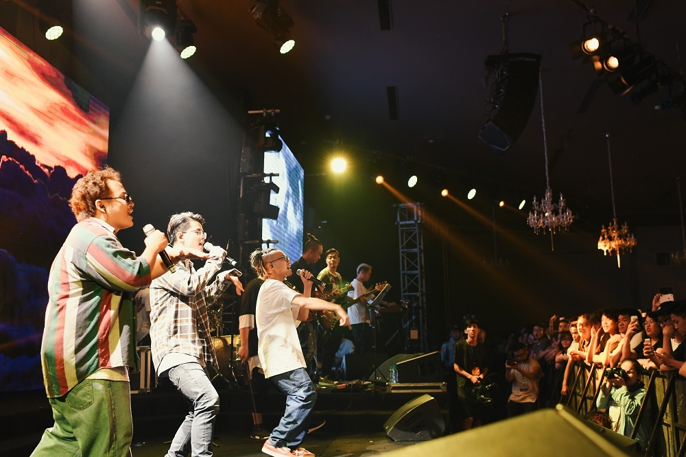 nhóm Da LAB ảnh 2 nhom Da LAB anh 2