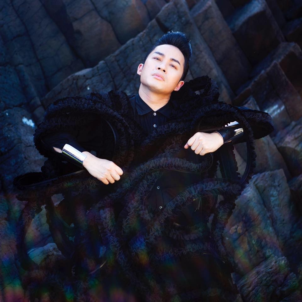 Tùng Dương nói về bolero ảnh 2 Tung Duong noi ve bolero anh 2