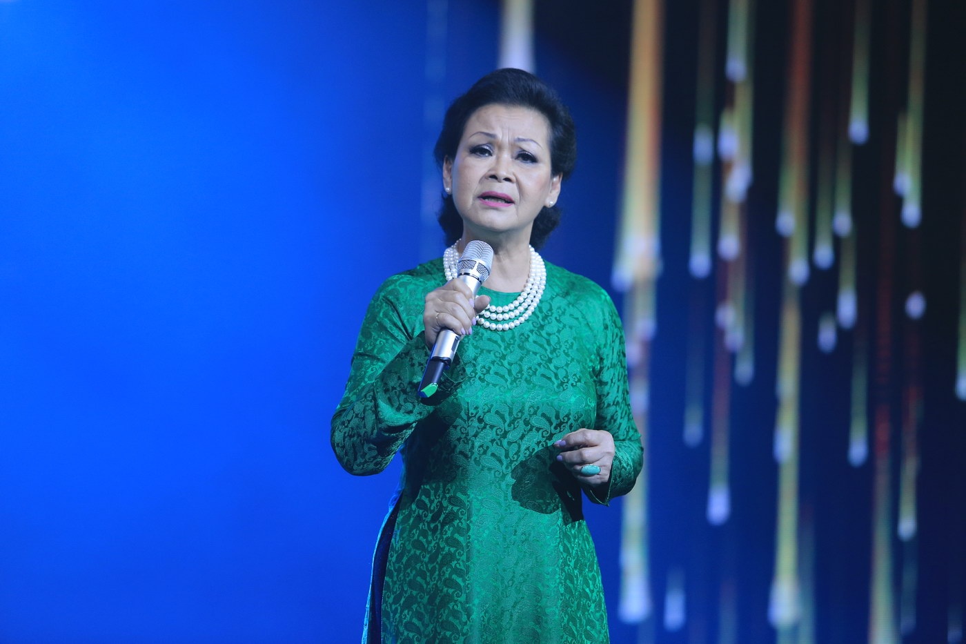 danh ca Khanh Ly anh 2