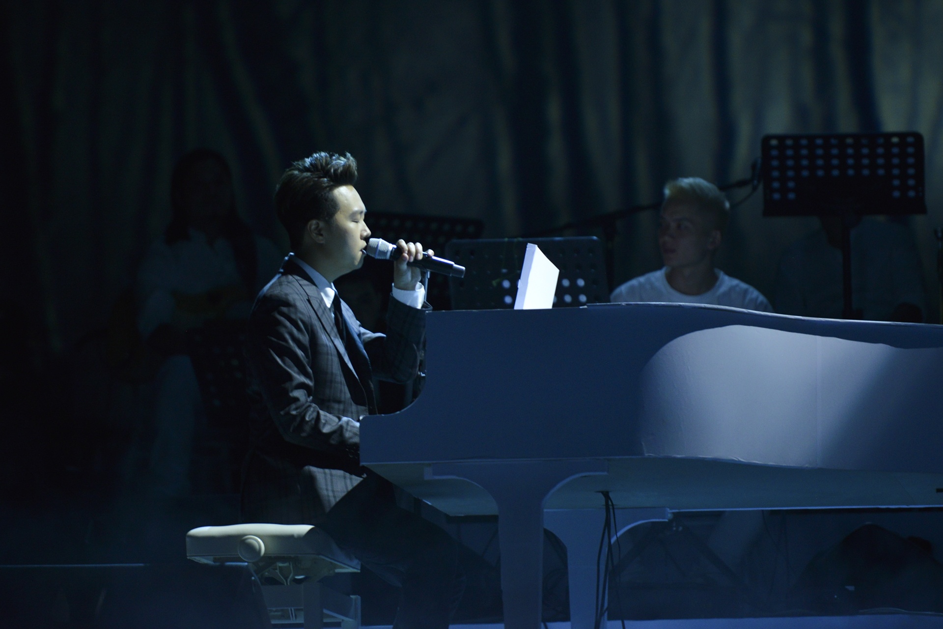 live show Ha Anh Tuan anh 2