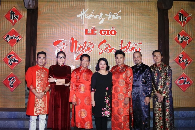 to nghe san khau anh 2