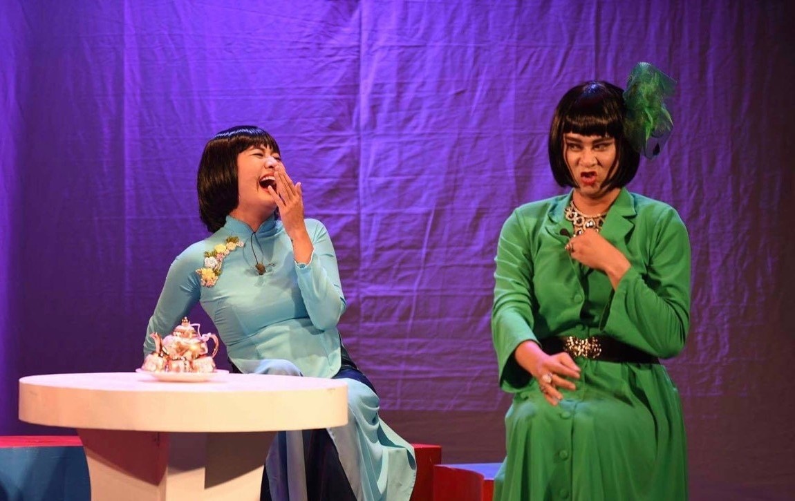 Nha hat Tuoi tre cung nghe si mien Nam lam kich ve phau thuat tham my hinh anh