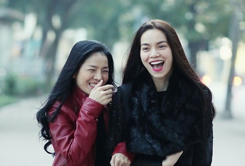 Le Quyen se hoa giong voi Ho Ngoc Ha trong dem nhac tai Ha Noi hinh anh