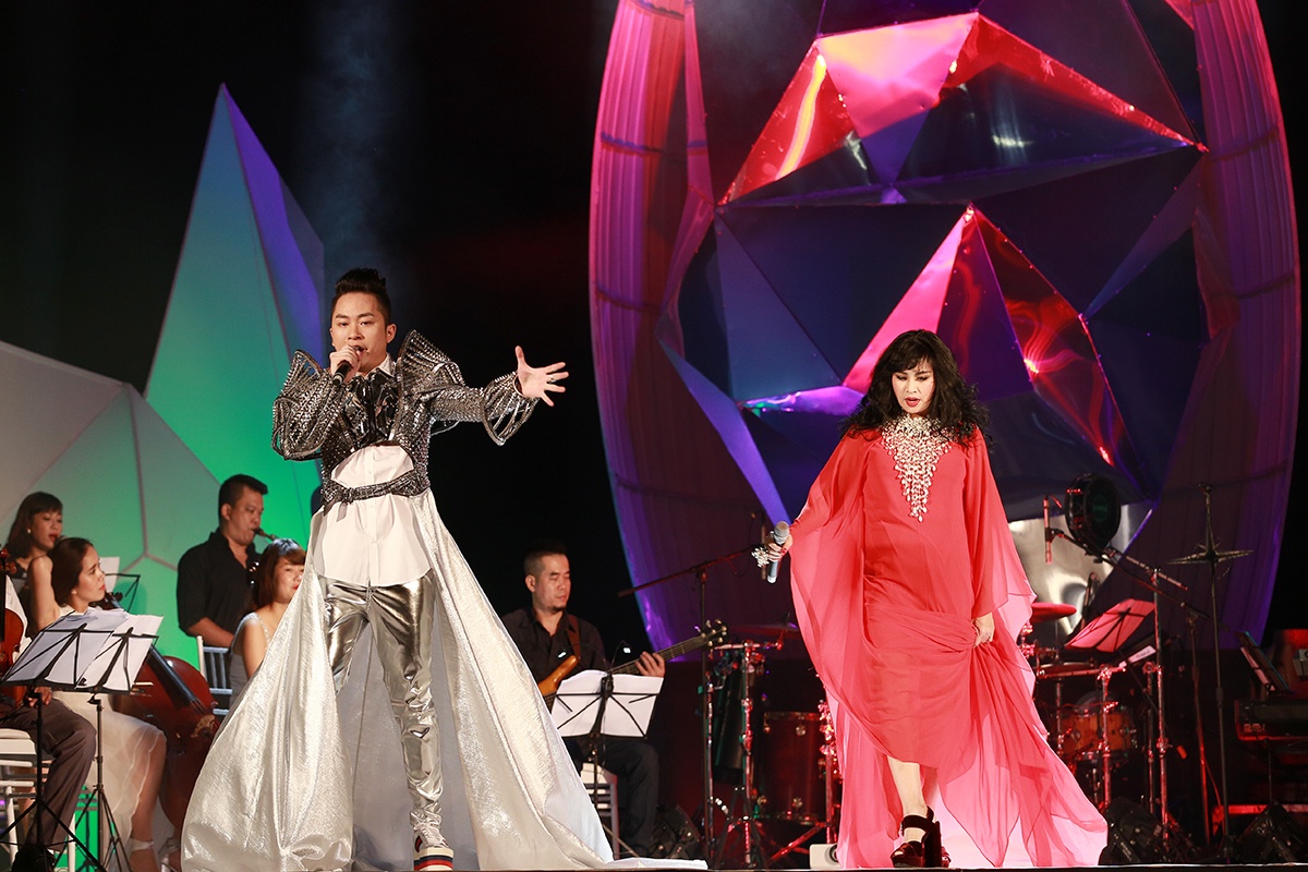 live show Tung Duong anh 7