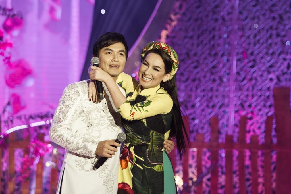 đêm diễn Mạnh Quỳnh, Phi Nhung ảnh 2 dem dien Manh Quynh, Phi Nhung anh 2