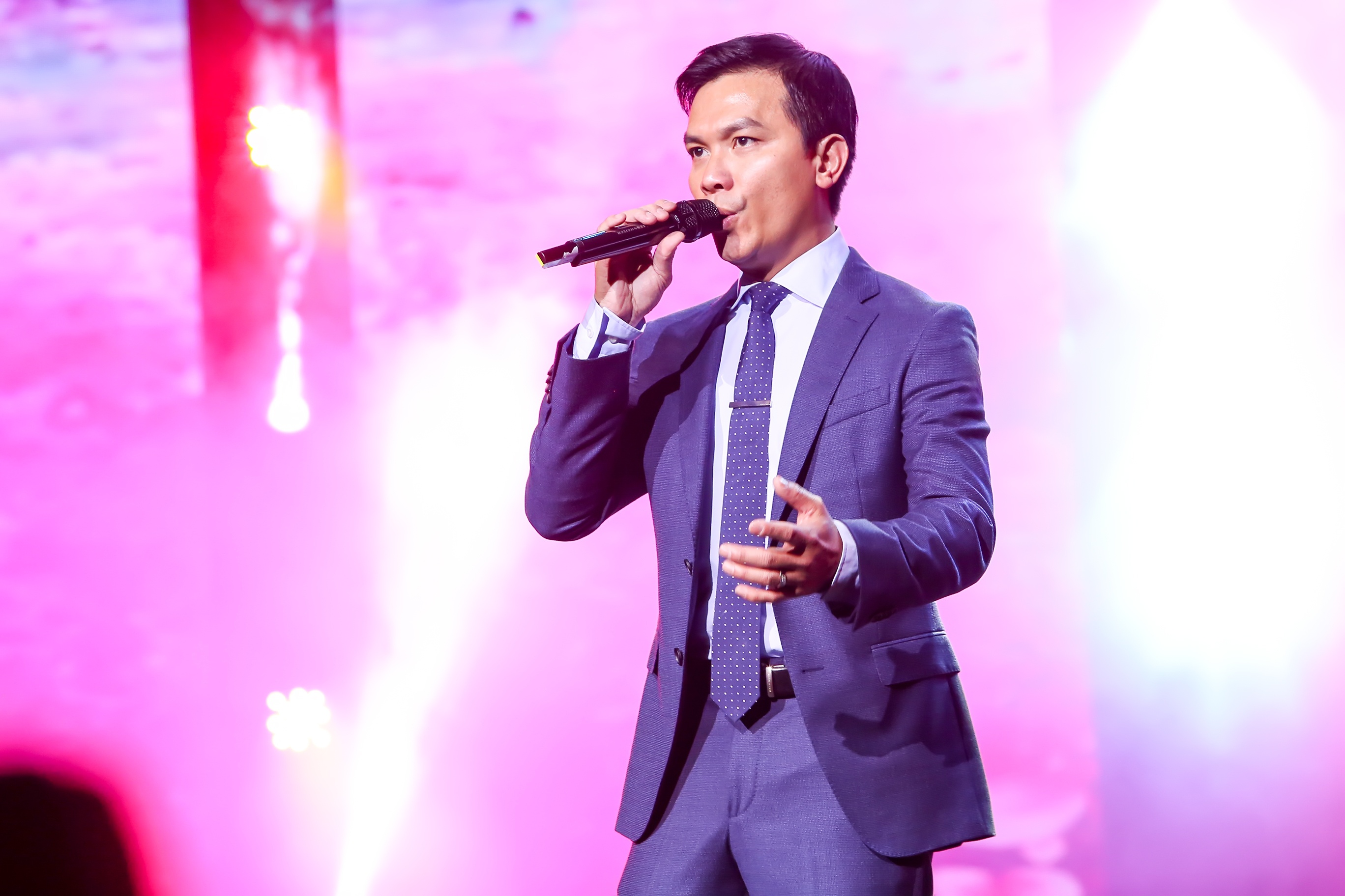 MC Ky Duyen ly giai viec Che Linh tre anh 7