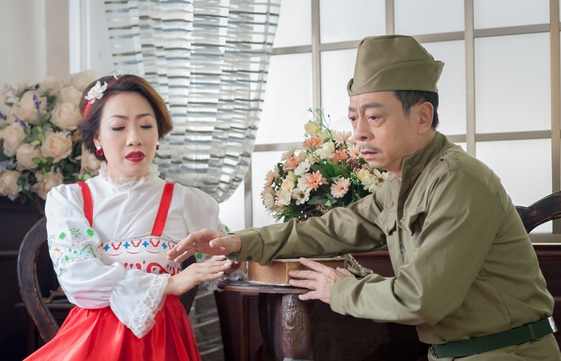 'Ong trum Phan Quan' khong nhan cat-xe khi vao vai hong quan Lien Xo hinh anh