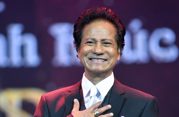 Che Linh: ‘Toi ve nuoc bieu dien khong phai de kiem tien’ hinh anh