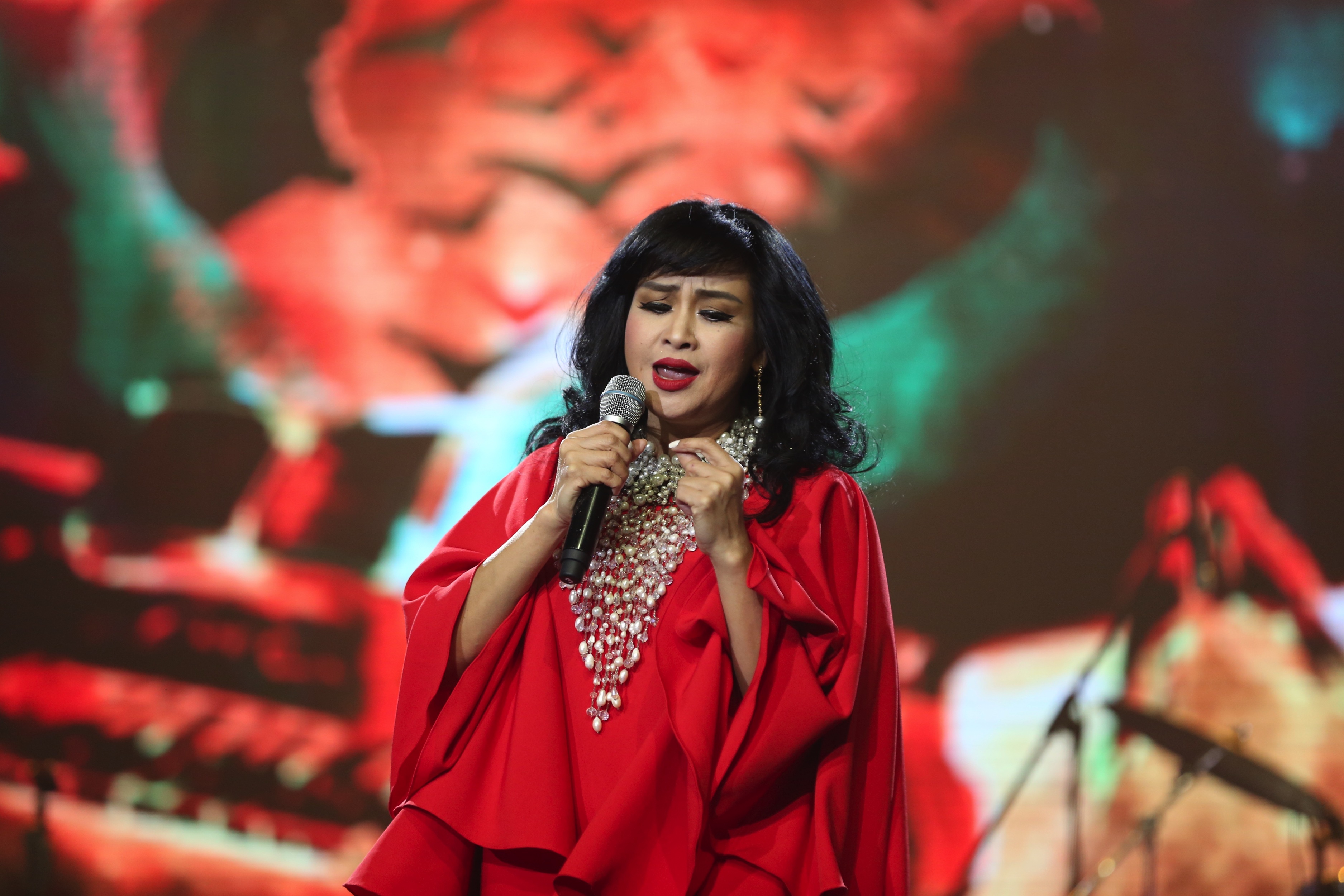 Thanh Lam Hồ Quỳnh Hương ảnh 1 Thanh Lam Ho Quynh Huong anh 1