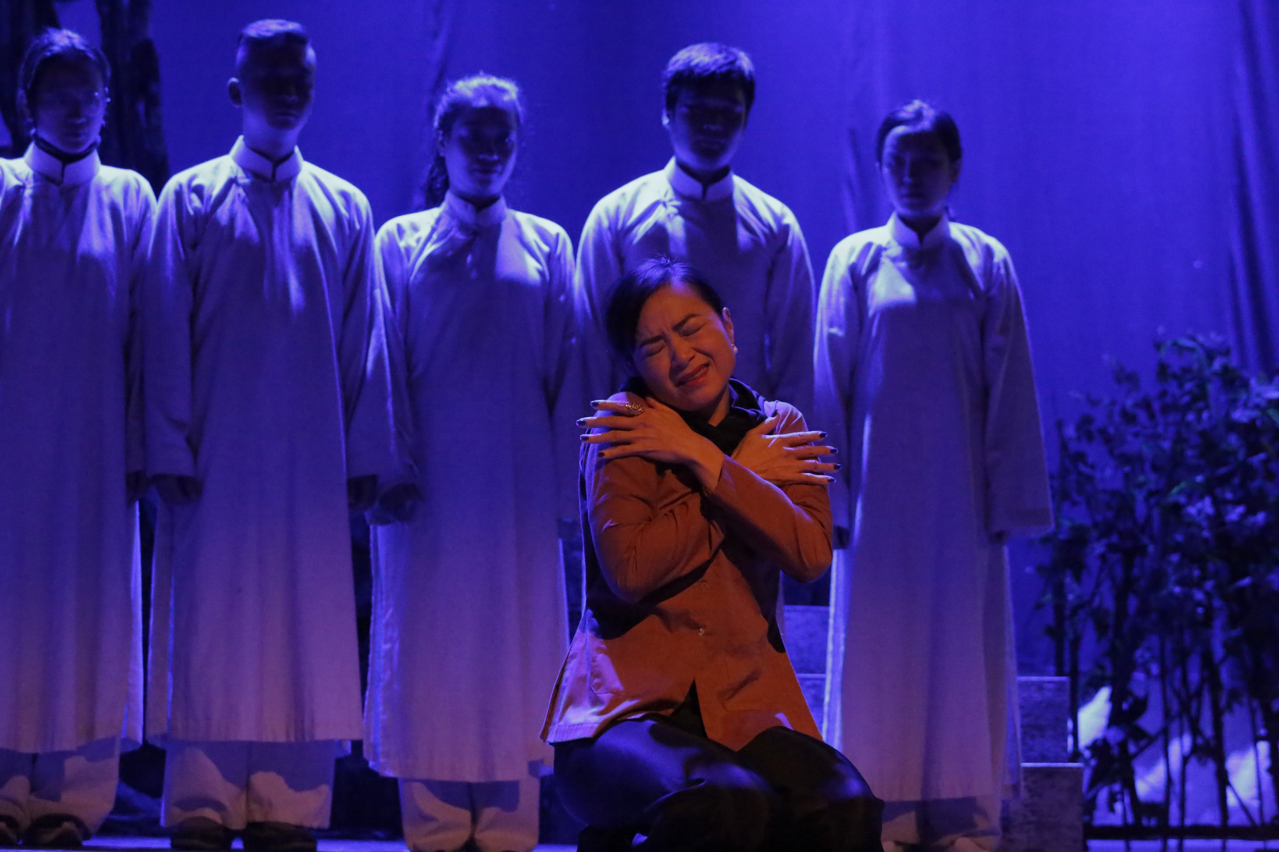 Mảnh đất lắm người nhiều ma ảnh 1 Manh dat lam nguoi nhieu ma anh 1