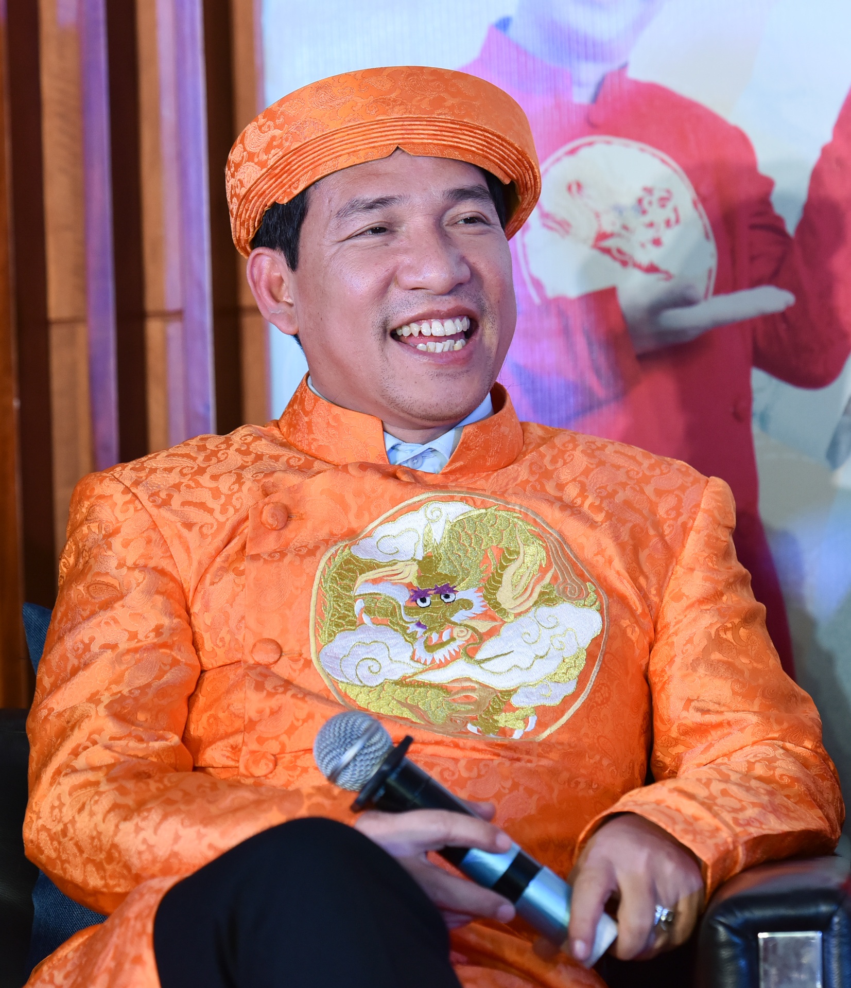 Van Dung lo lang khi duoc moi dong vai Tao anh 6