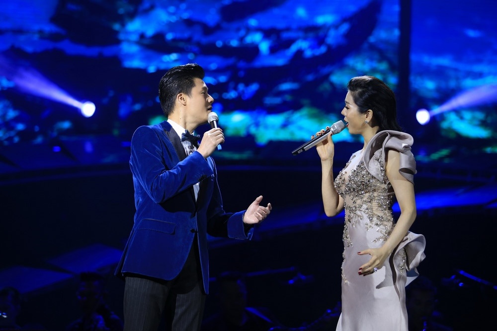 Le Quyen hat nhac Trinh anh 2