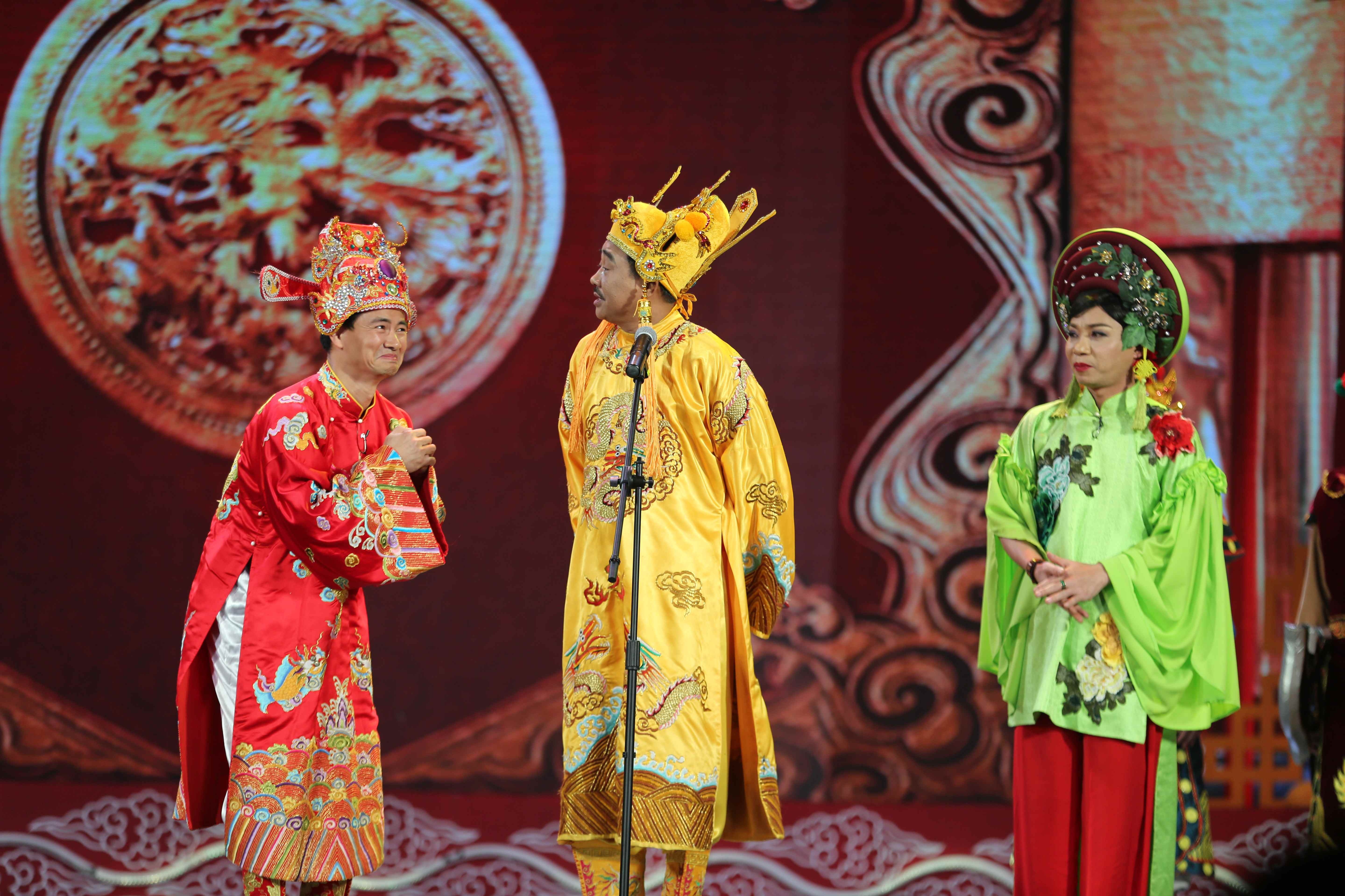 chuyen nghe si dong Tao Quan anh 2