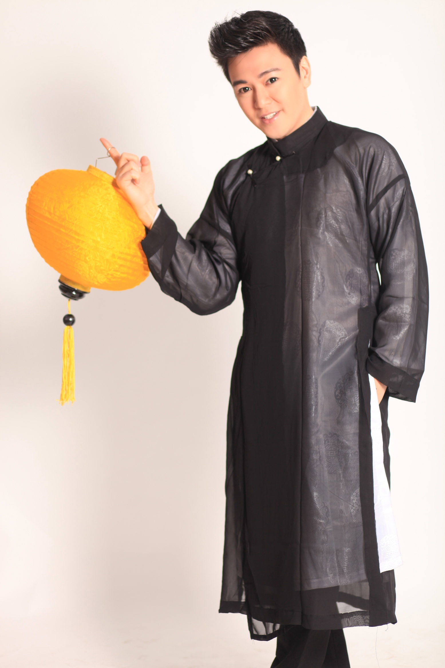 MV Tet cua ca si anh 2