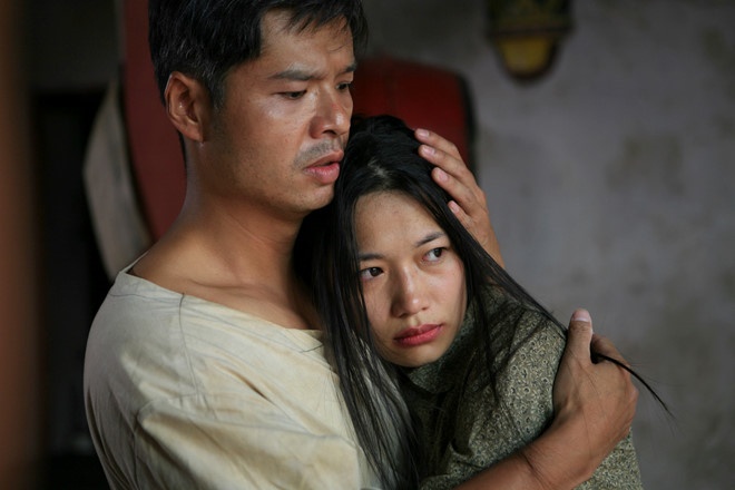 Phim 'Thuong nho o ai' khac gi so voi tieu thuyet 'Ben khong chong'? hinh anh