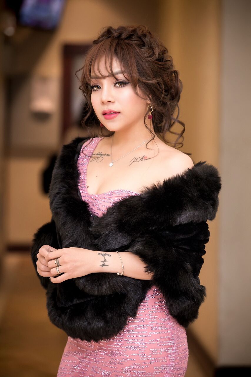 ca si Minh Chuyen hat nhac Phu Quang anh 3