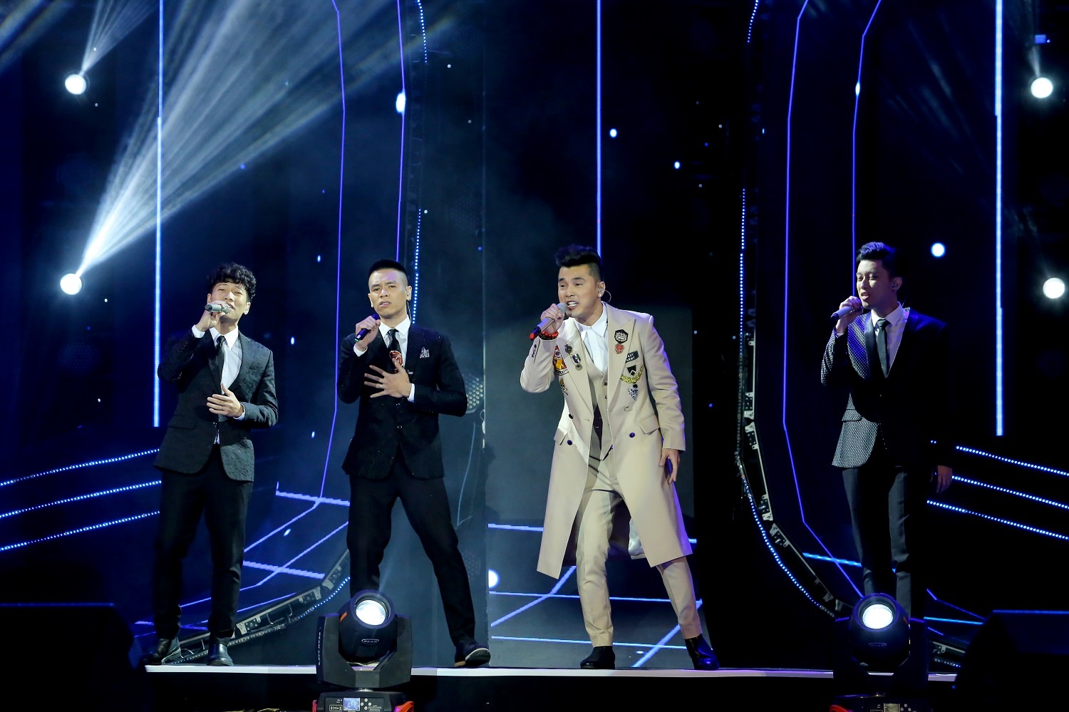 live show Ung Hoang Phuc o ha noi anh 4