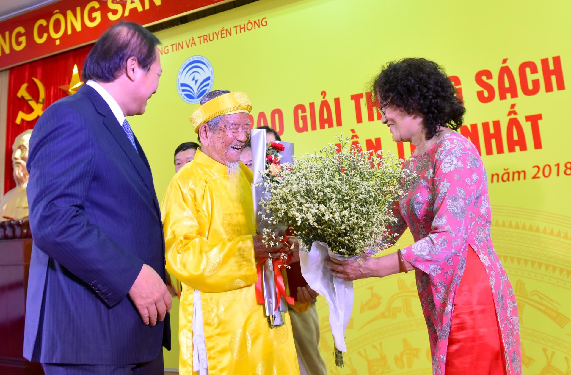 nha nghien cuu Nguyen Dinh Tu anh 3