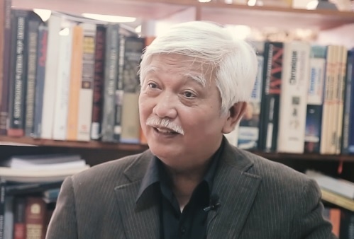 Ong Duong Trung Quoc: 'Voi toi, viec doc sach nhu mot thu vui' hinh anh