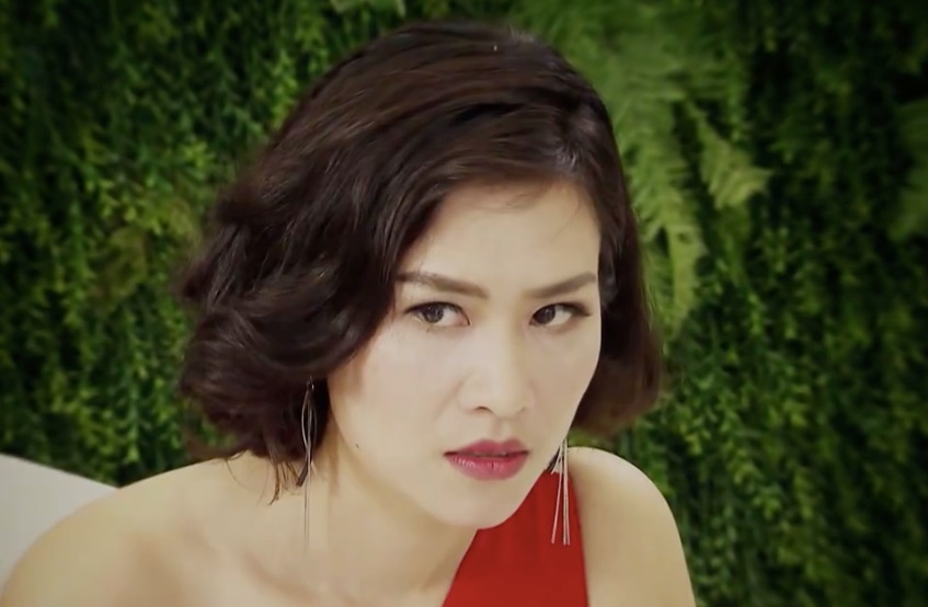 'Phia truoc la bau troi' gay bao: Tu nhien xon xao hay co chien dich? hinh anh