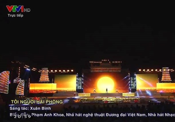 Phạm Anh Khoa bị tố gạ tình ảnh 1 Pham Anh Khoa bi to ga tinh anh 1