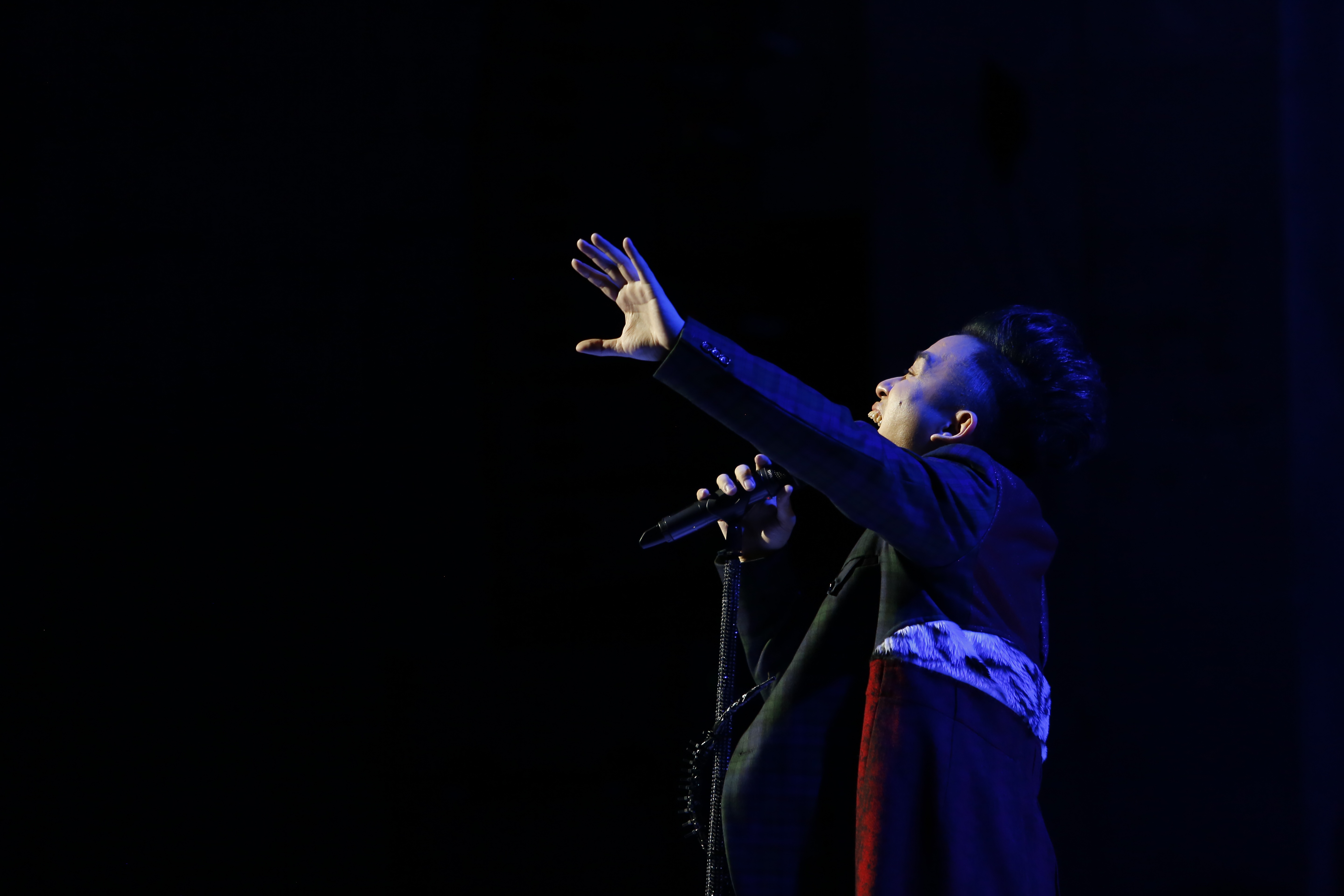 Bang Kieu run,  Tung Duong khoc anh 5