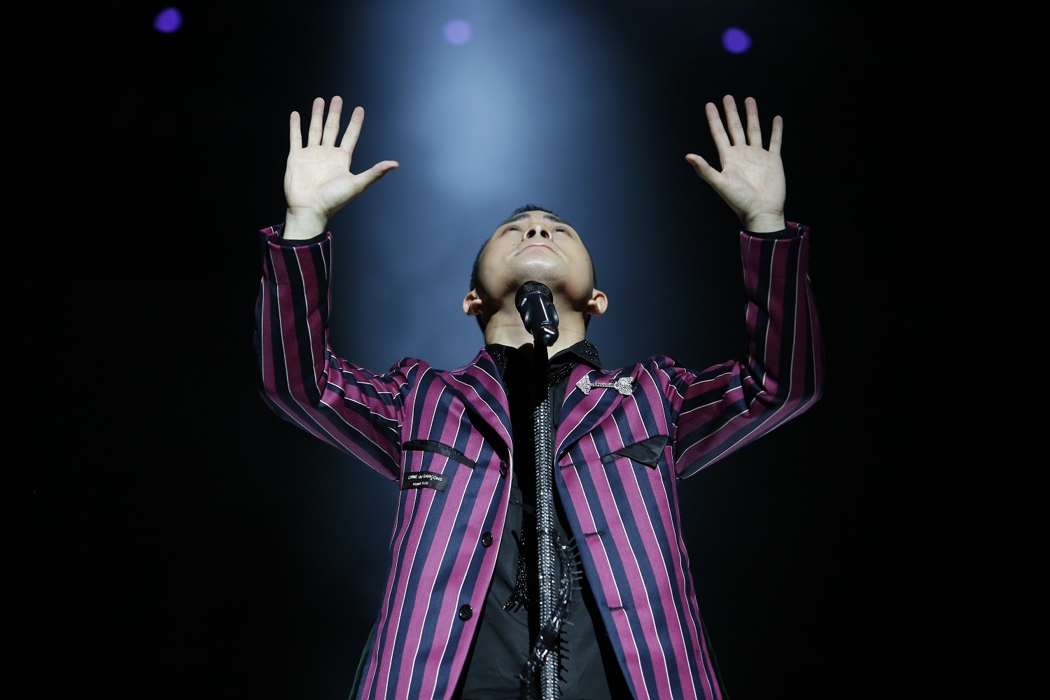 Tung Duong hat Bo tu song Hong anh 1