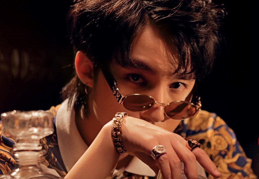 Duoc ong Obama va robot Sophia nhac den, Son Tung la mot bieu tuong? hinh anh