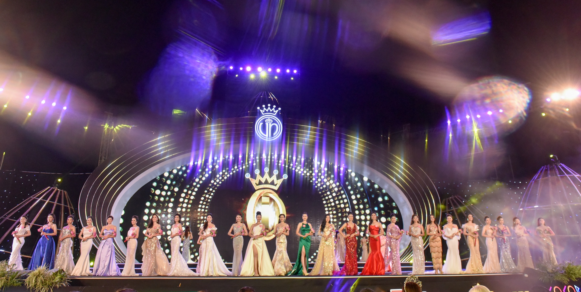 Chung khảo Hoa hậu Việt Nam 2018 ảnh 1 Chung khao Hoa hau Viet Nam 2018 anh 1