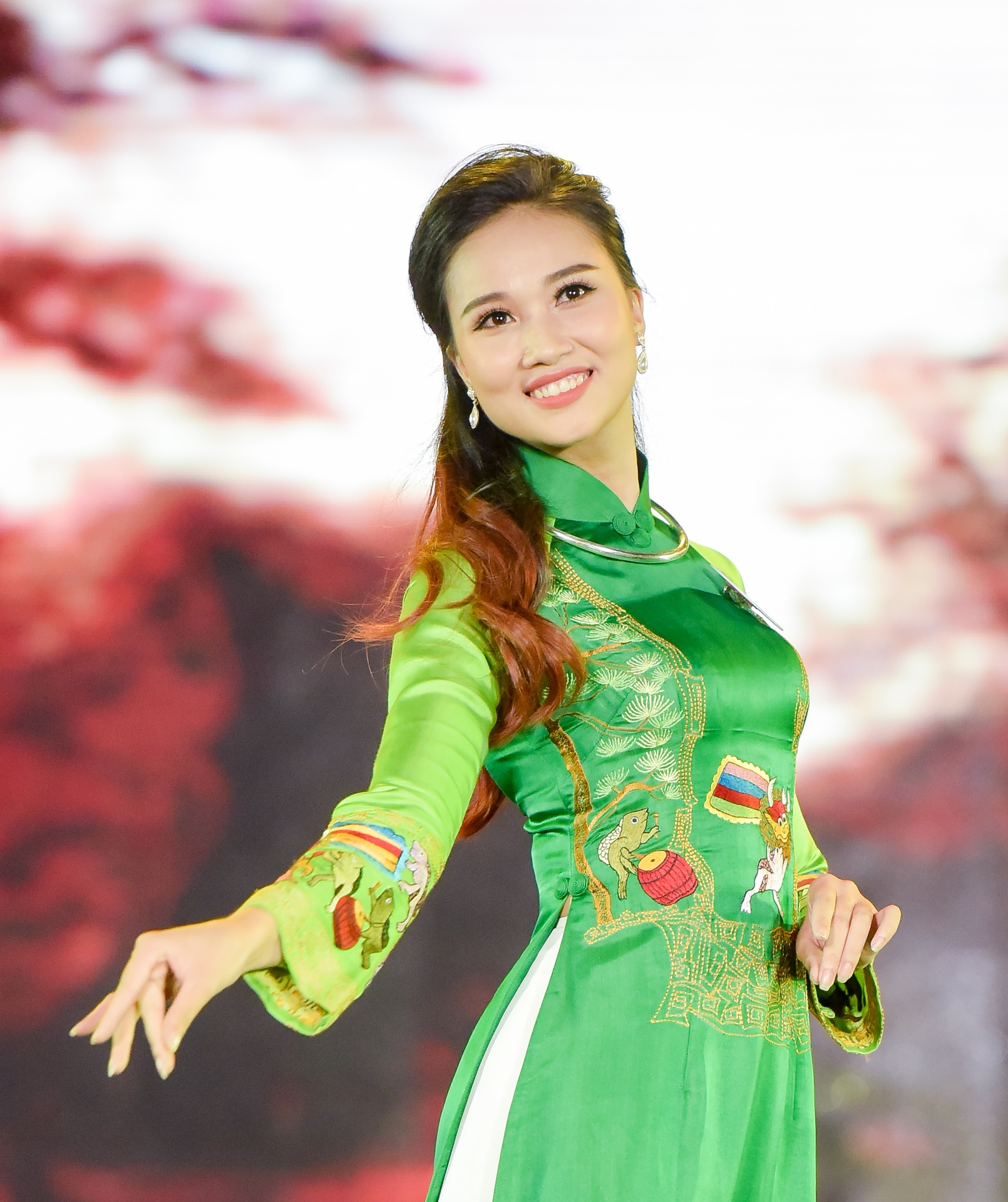 Chung khảo Hoa hậu Việt Nam 2018 ảnh 12 Chung khao Hoa hau Viet Nam 2018 anh 12