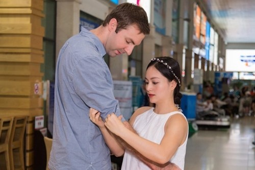 Lan Phuong: 'Toi chuyen ra Ha Noi vi ong xa khong muon xa vo con' hinh anh