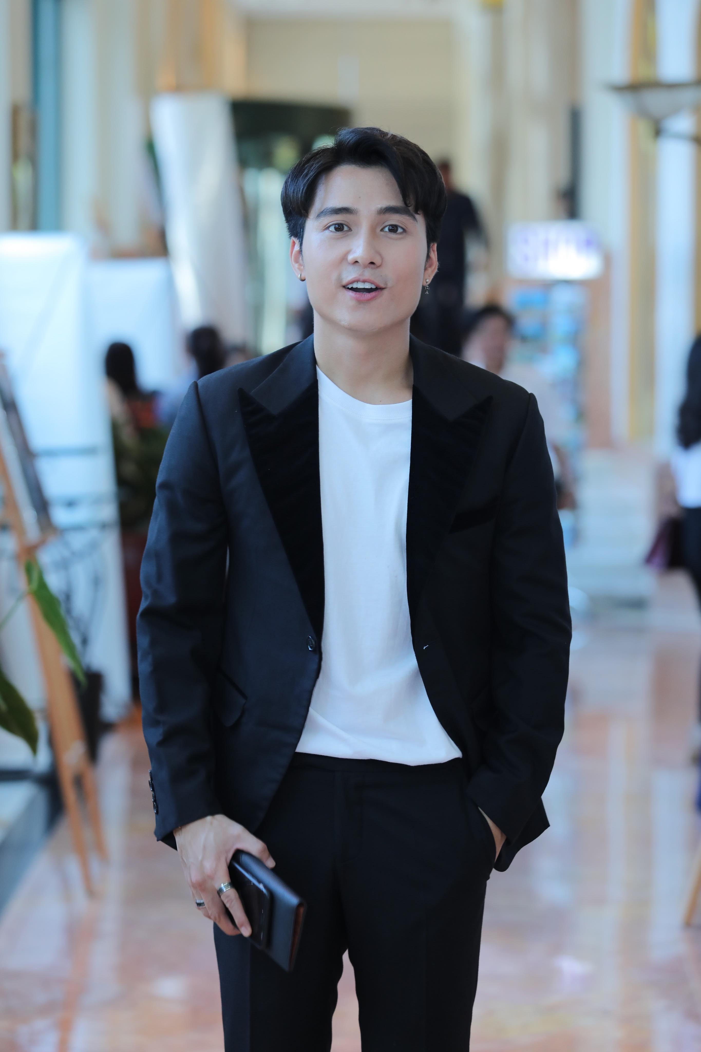 Quynh bup be Manh Quan anh 2