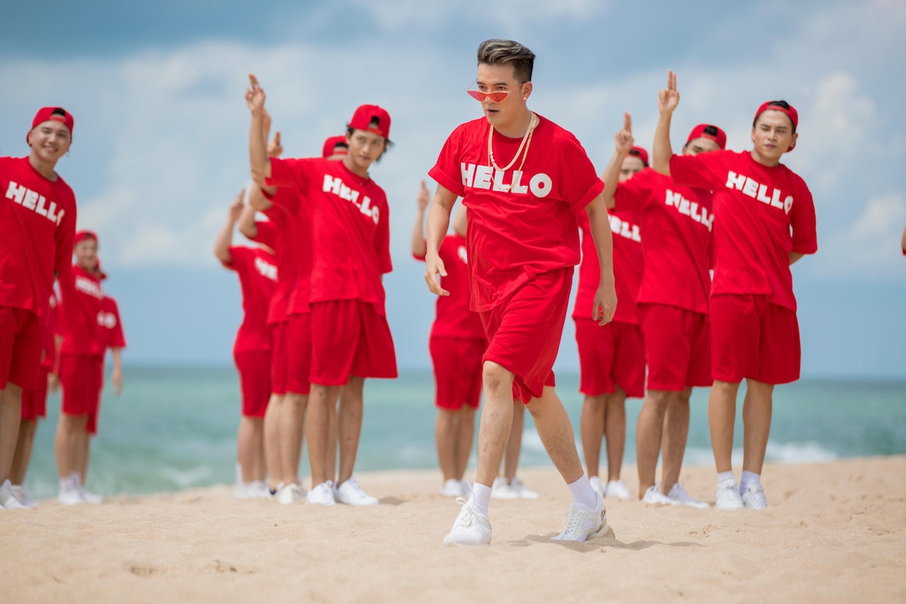 cuộc đua MV của ca sĩ ảnh 3 cuoc dua MV cua ca si anh 3