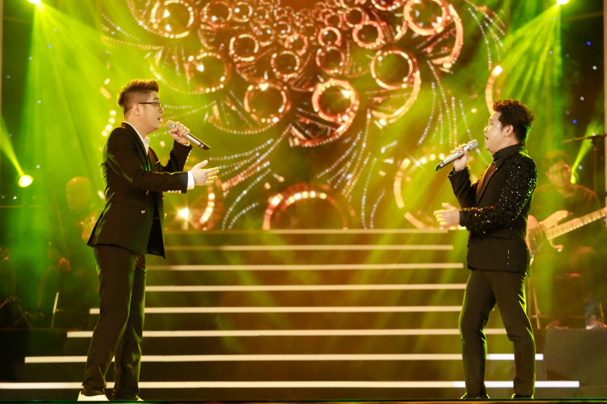 Bui Anh Tuan hat Trong Tan anh 2