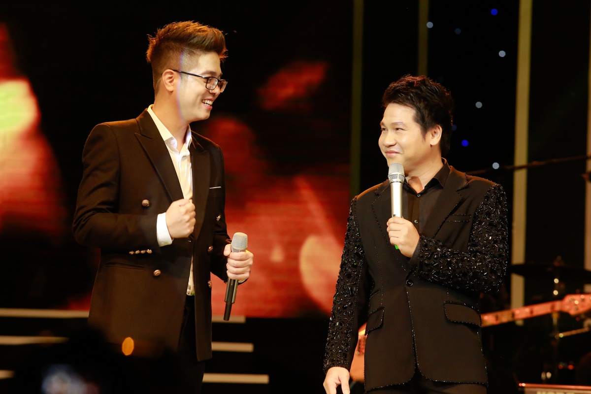 Bui Anh Tuan hat Trong Tan anh 1