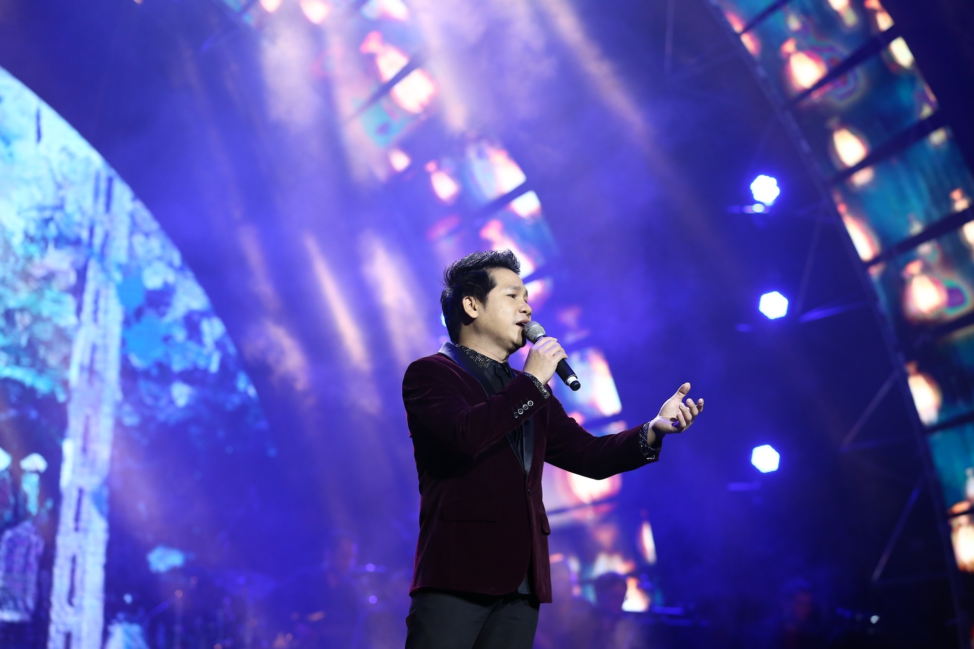 Ngoc Anh 3A va Thu Minh anh 10