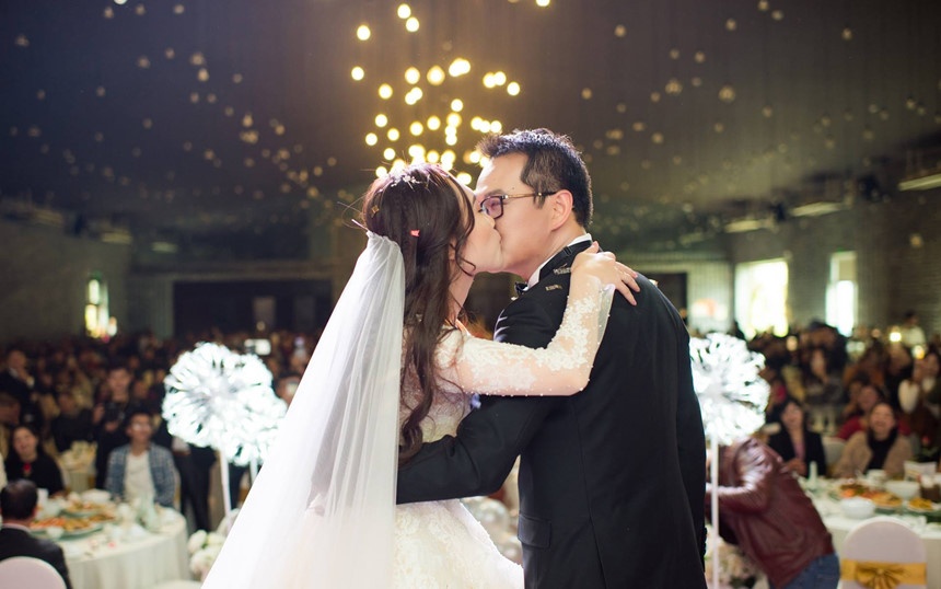 Trung Hieu cuoi vo anh 1