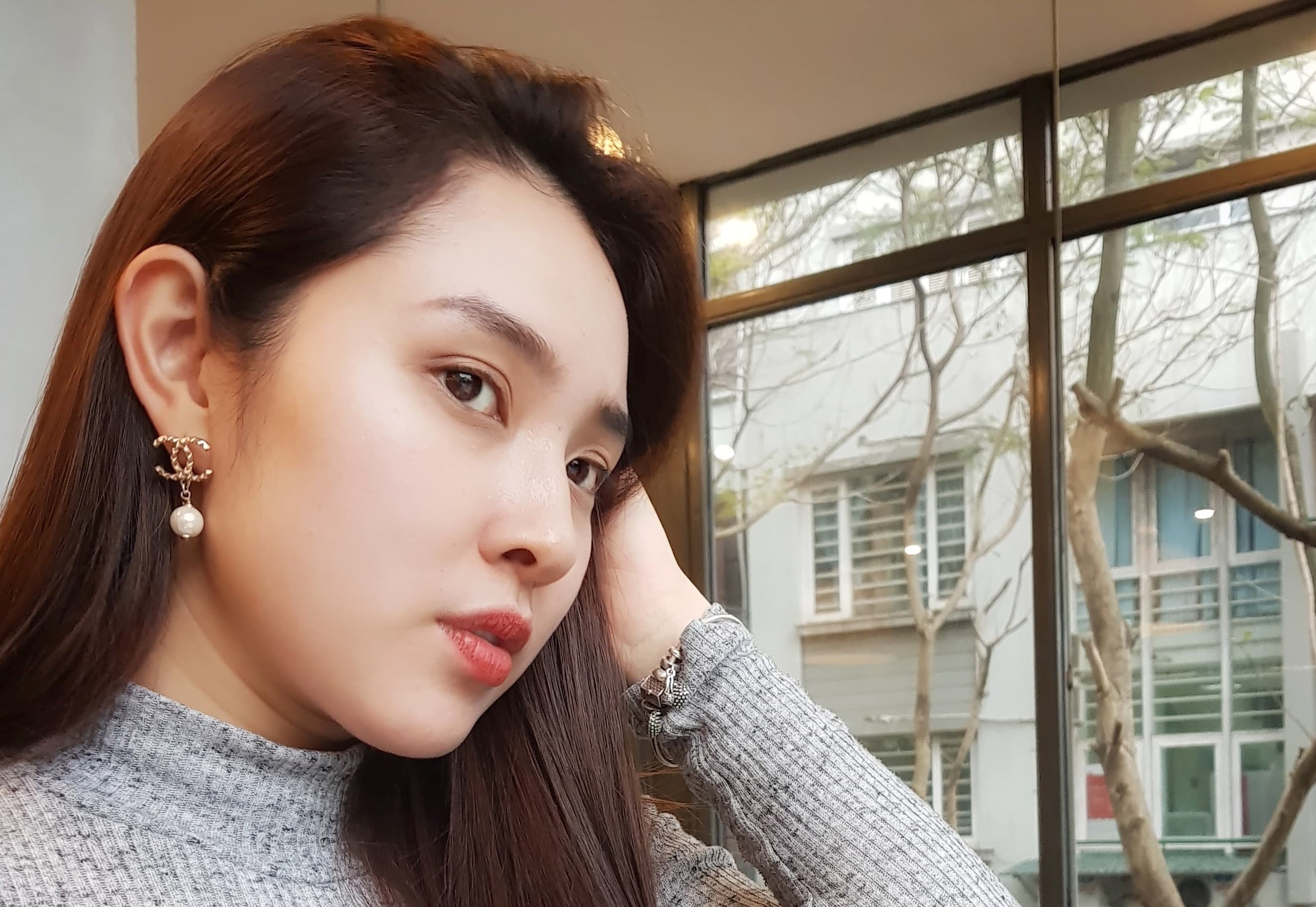 Bao Tram noi ve thoi gian cang thang khi han che ca hat, lam van phong hinh anh