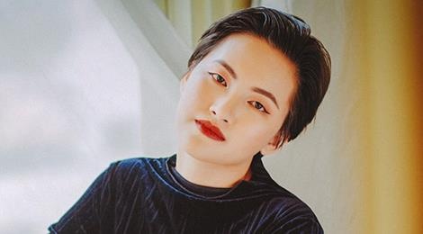 Gap Nguyen Ha - nguoi hat nhac binh yen hinh anh
