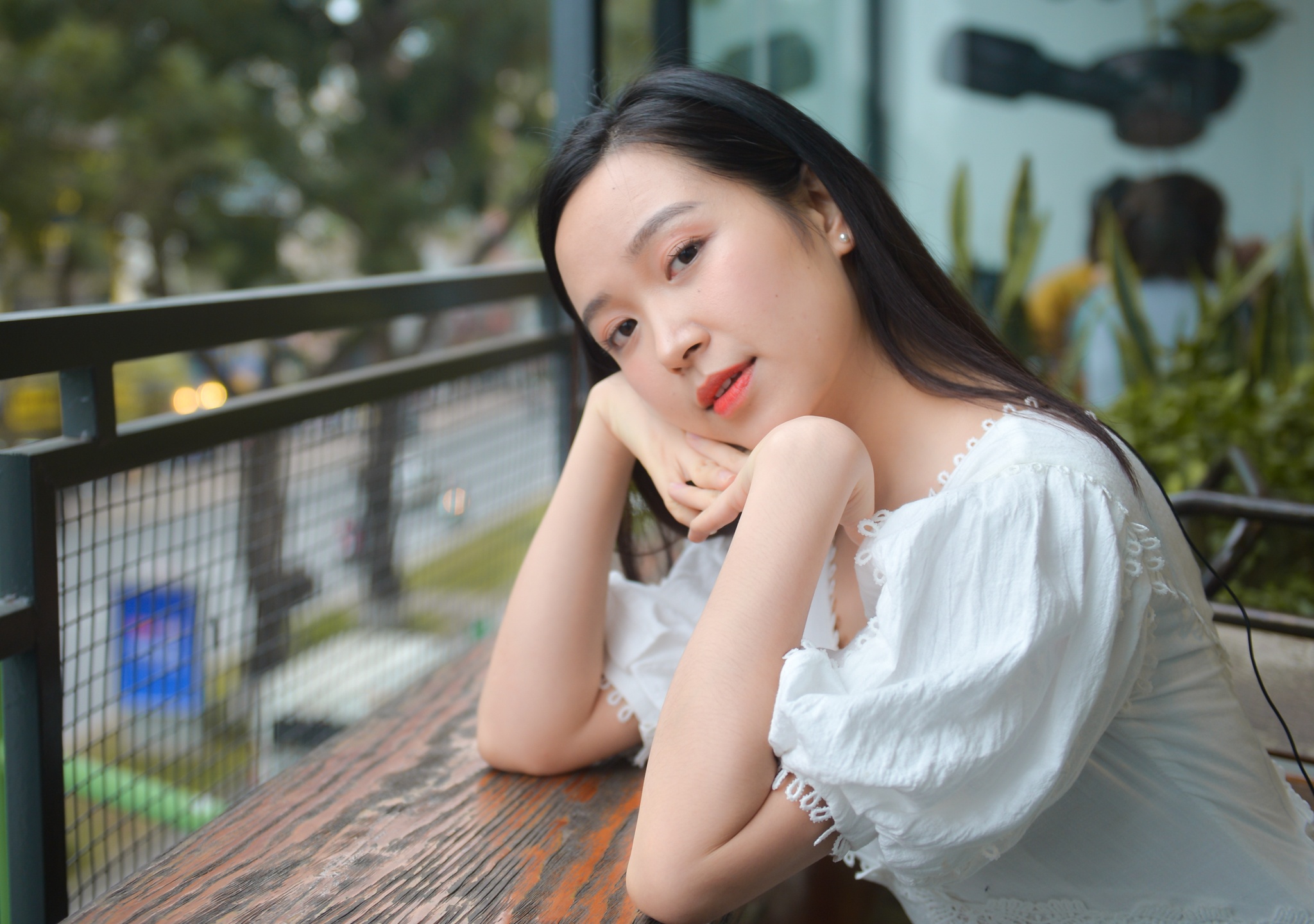 Nữ chính Những cô gái trong thành phố ảnh 1 Nu chinh Nhung co gai trong thanh pho anh 1