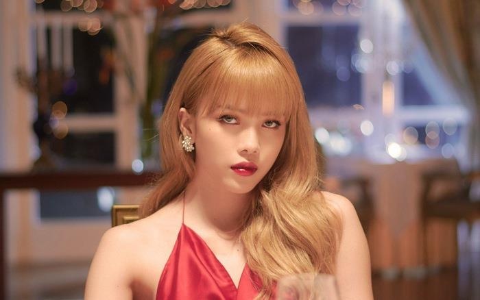 'Trieu ly do' cua 'ban gai Son Tung': Nong bong nhung van mong lung hinh anh