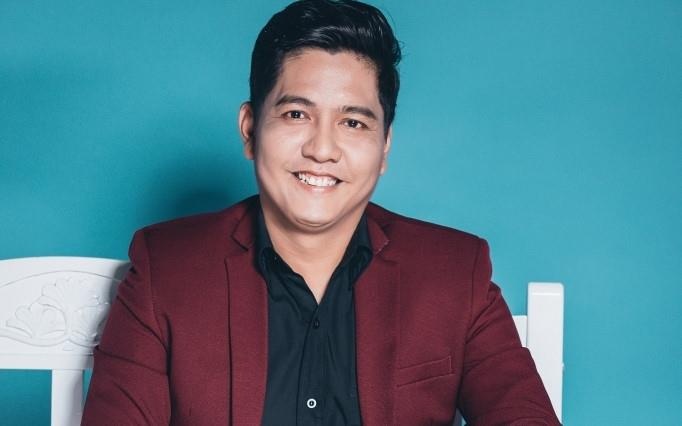 Dao dien Duc Thinh phu nhan moi Kha Banh dong phim hinh anh