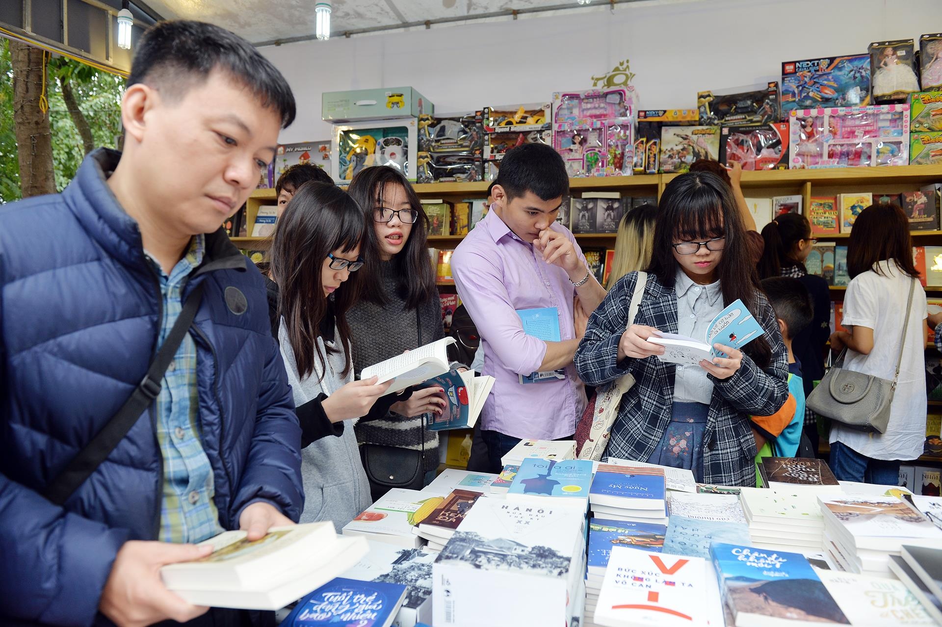 phat trien van hoa doc o viet nam anh 3