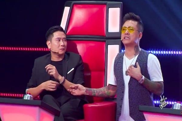 Thay huan luyen vien nhu thay ao la sai lam cua Giong hat Viet? hinh anh