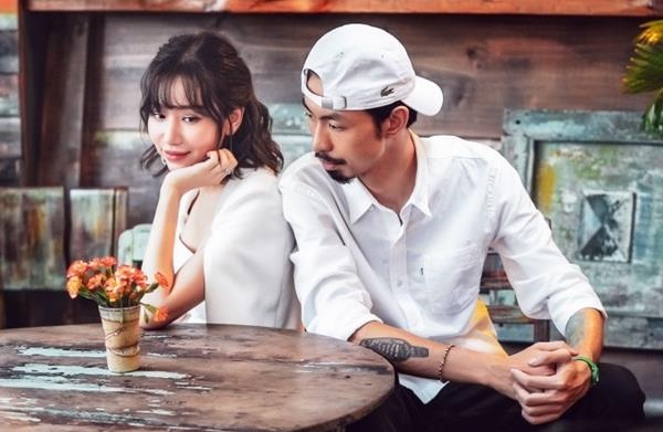 Den Vau co dang cu voi 'Bai nay chill phet'? hinh anh