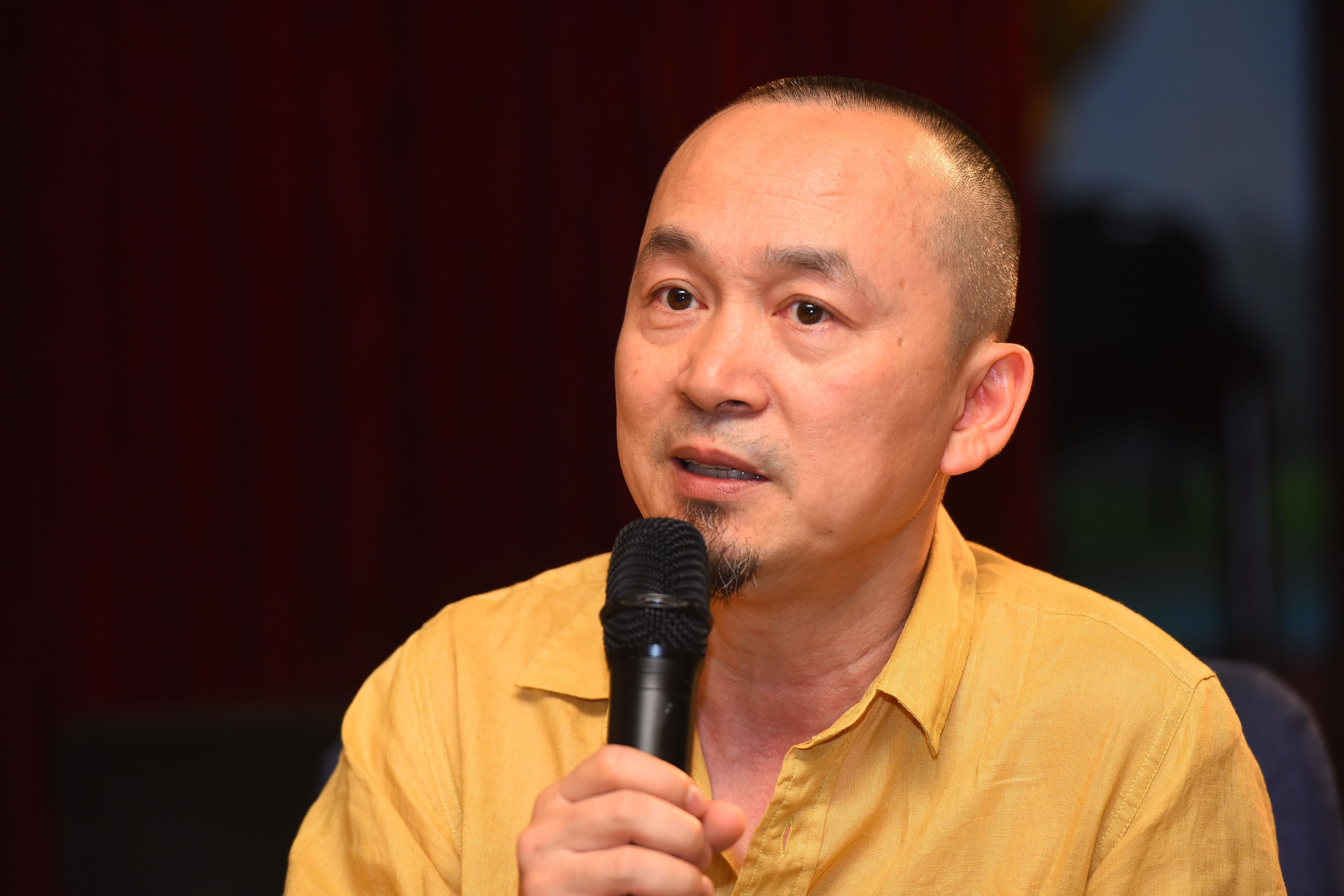 Quoc Trung: ‘Cat-xe cua Adele bieu dien o Viet Nam la 60 ty dong' hinh anh